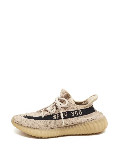 adidas Yeezy Boost 350 V2 low-top sneakers
