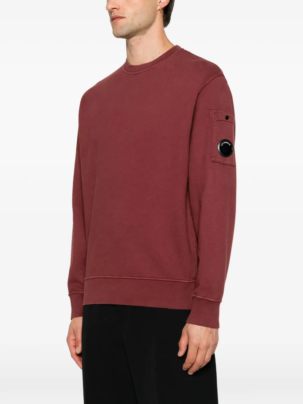 C.P. Company Sweater met Lens-detail en zak op de mouw Rood