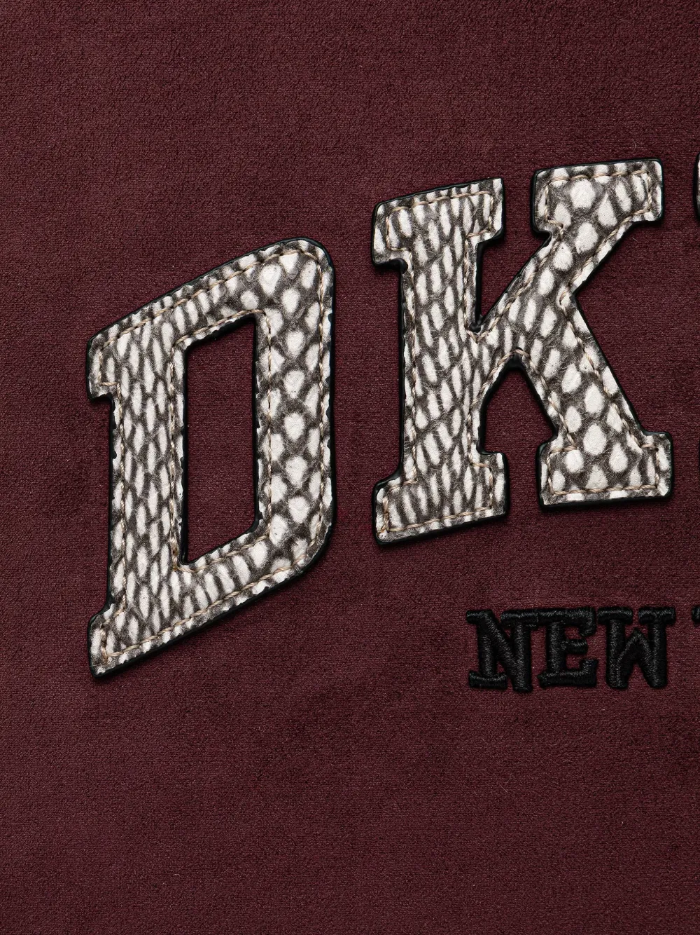 DKNY Handlee shopper met logo-patch Rood