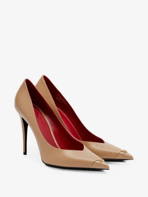 Valentino Garavani Vロゴ シグネチャーパンプス