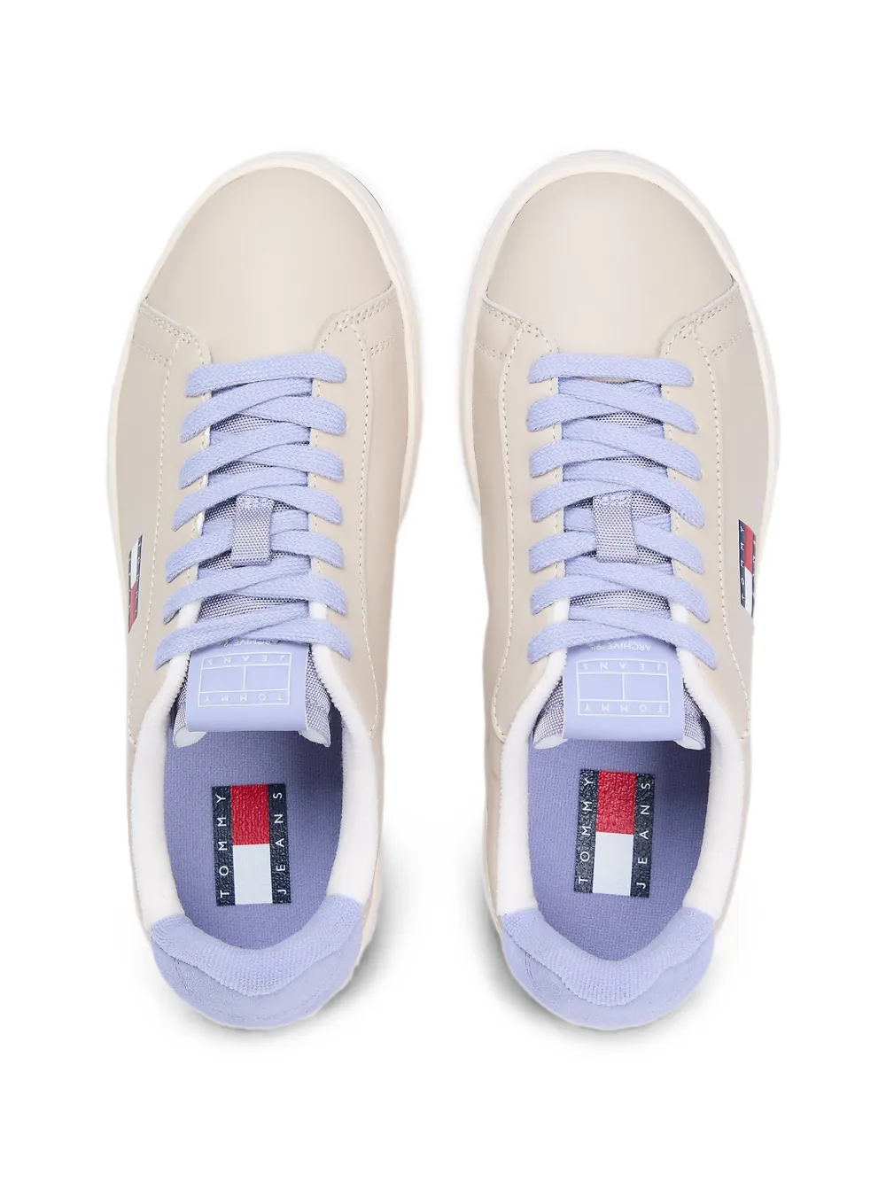 Tommy Hilfiger logo-patch leather sneakers Beige