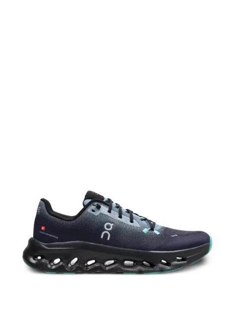 On  Cloudtilt sneakers