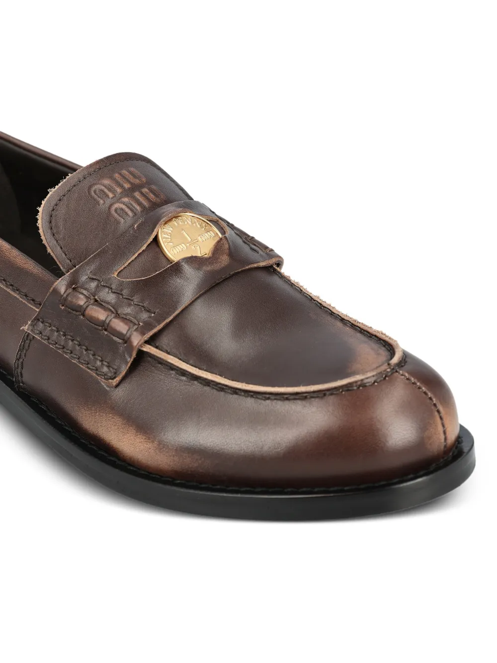 Miu Leren loafers met munt-detail Bruin