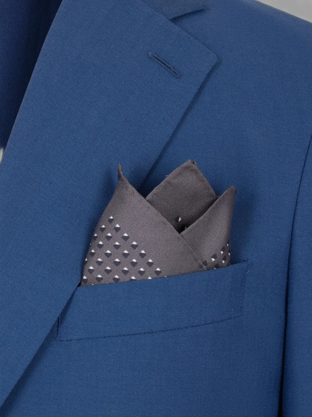 FURSAC Zijden pochet met stippen-print Grijs