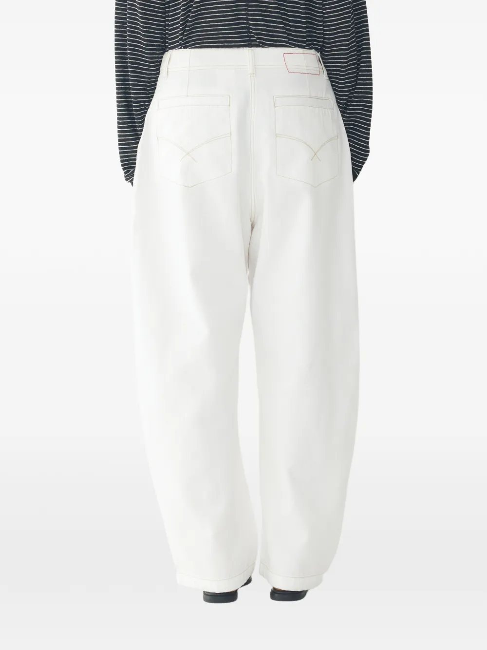 TOMBOY Jeans met toelopende pijpen en contrasterende stiksels Wit