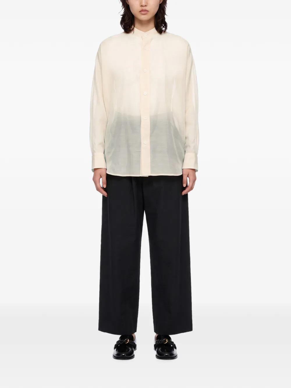 Issey Miyake Doorzichtige blouse met bandkraag Beige