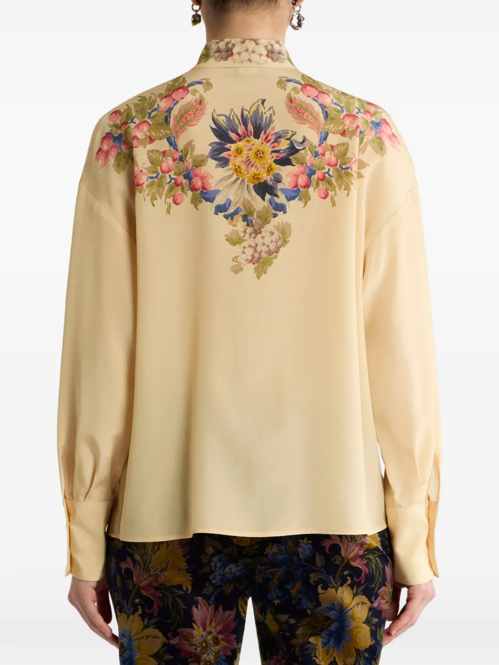 ETRO Zijden blouse met zijden sjaal en geplaatste bloemenprint Beige