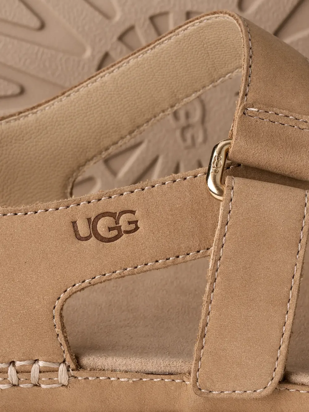 UGG GoldenGaze sandalen Beige