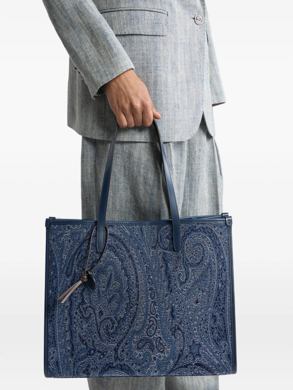 ETRO Grote Love Trotter tas van jacquard denim met Paisley-motief Blauw