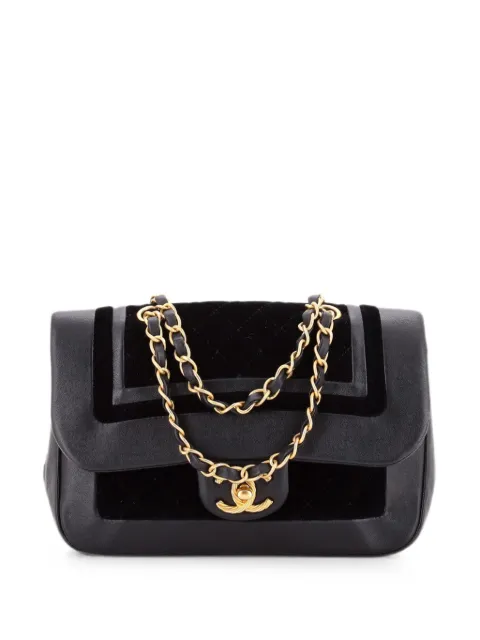 CHANEL Pre-Owned Kleine Paris-Cosmopolite Schultertasche aus gestepptem Samt mit Lammleder