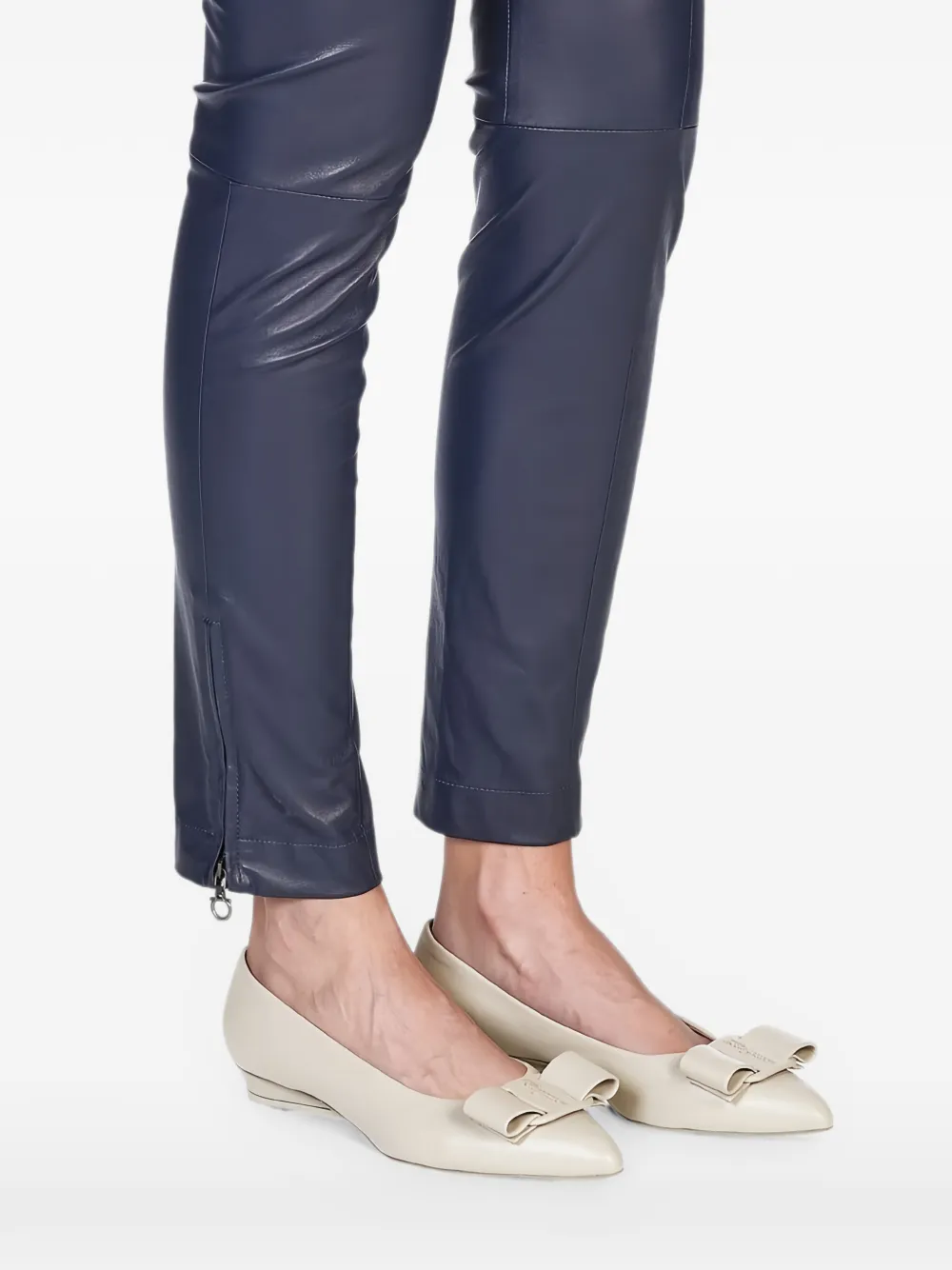 Ferragamo Vara bow-detail ballet flats Beige