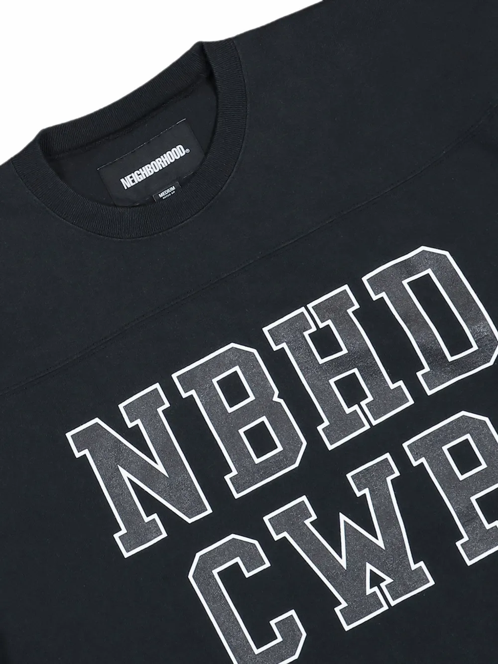 Neighborhood T-shirt met gestreepte mouwen en logo-print Zwart