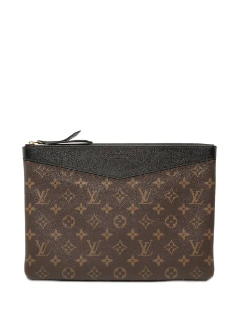 Louis Vuitton Pre-Owned 2019 Monogram Daily Pouch clutch bag