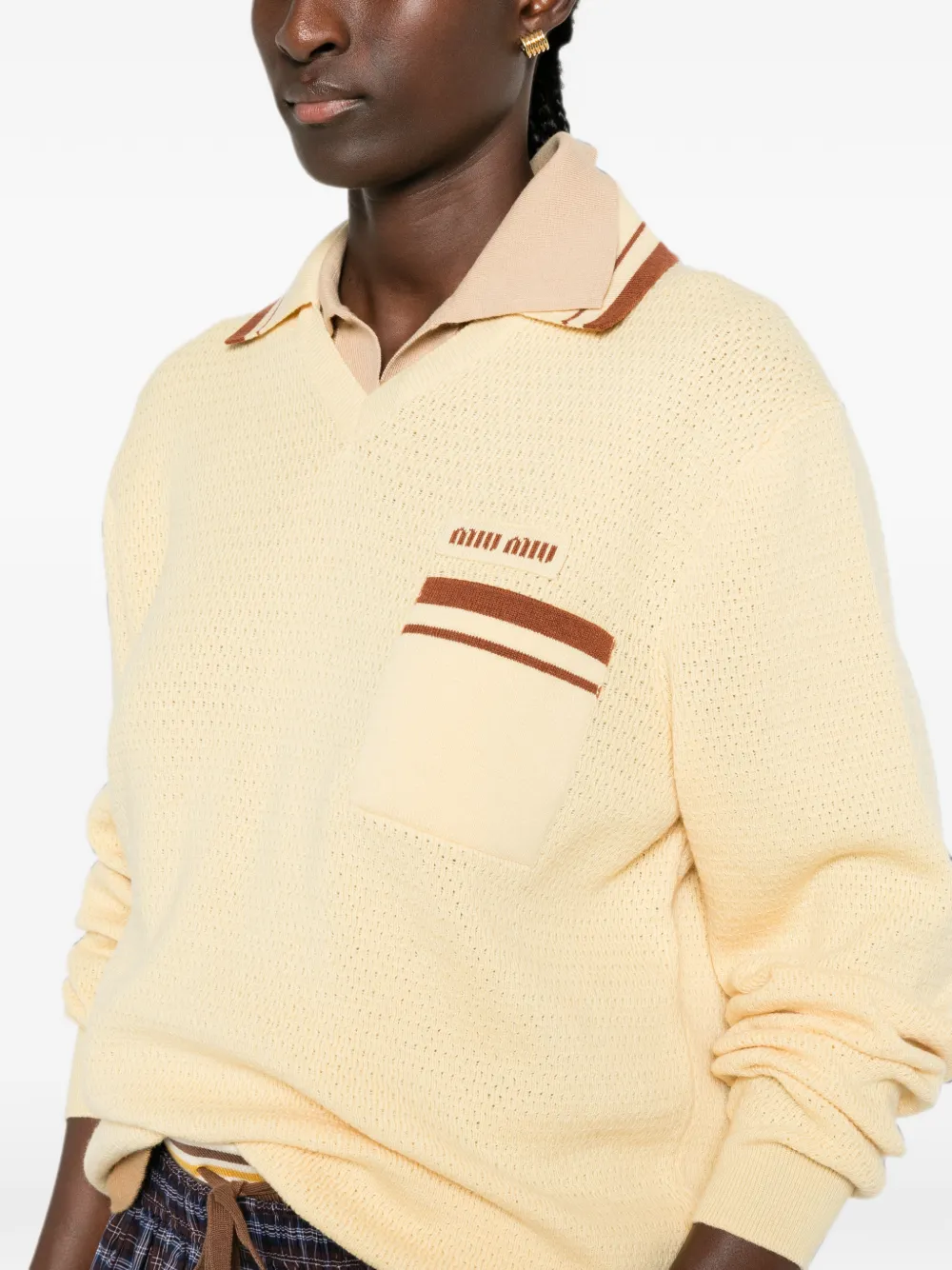 Miu logo-embroidered striped-trim sweater Geel