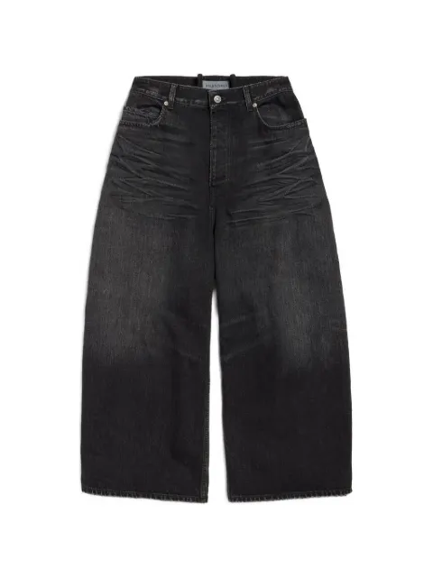 Balenciaga jeans con efecto desgastado