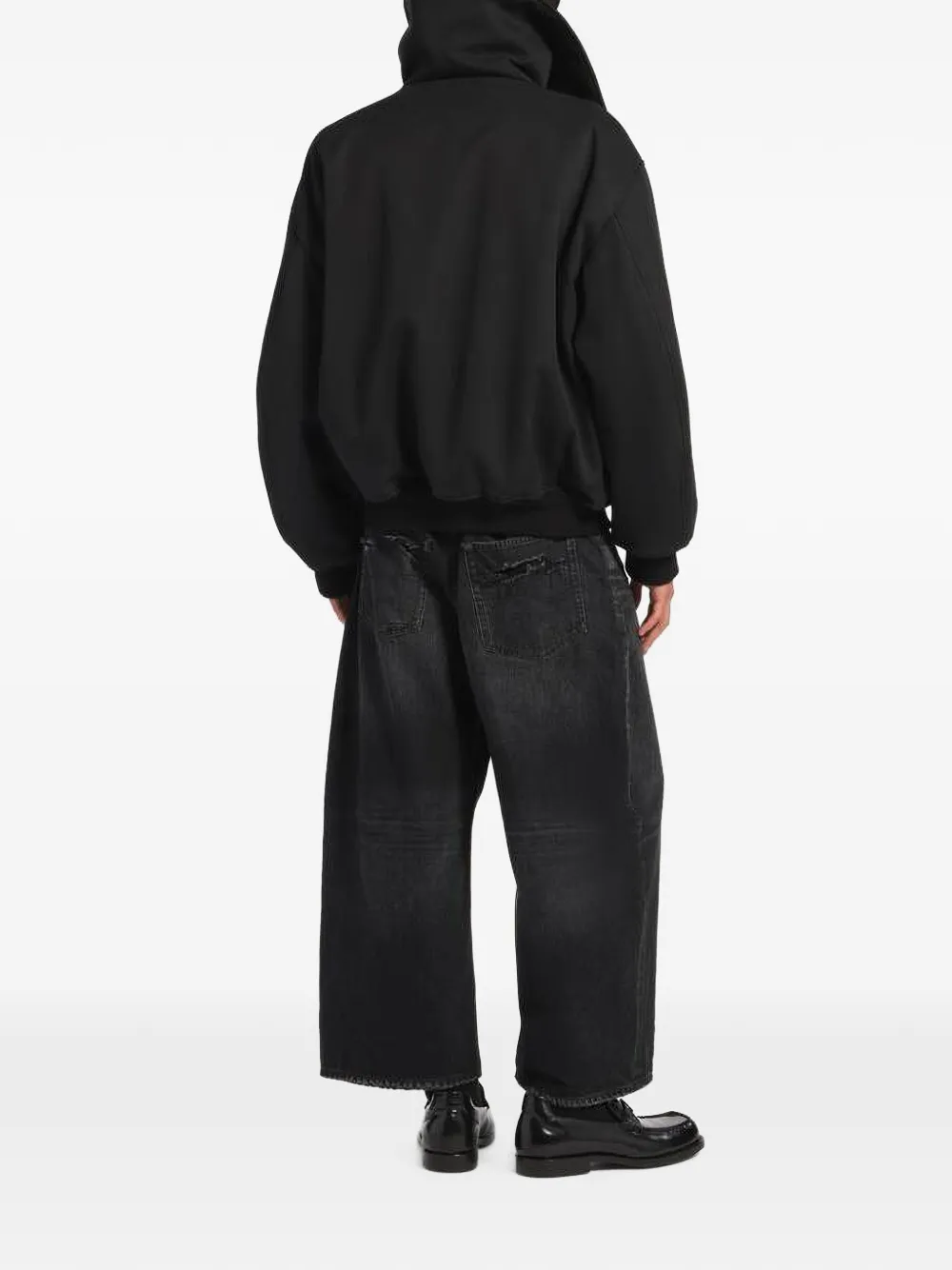 Balenciaga Gewelfde jeans met vervaagd effect Zwart