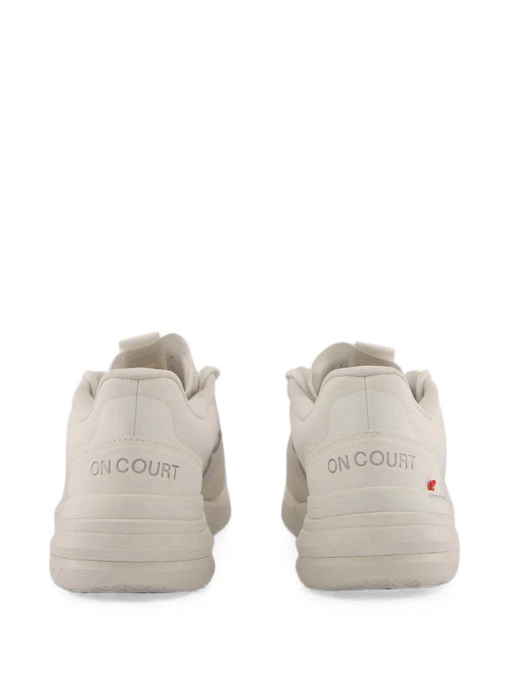 On The Roger Advantage Pro sneakers Wit