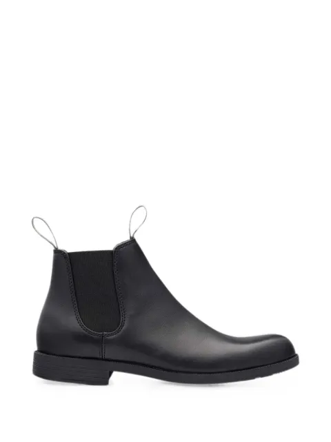 Blundstone leather chelsea boots