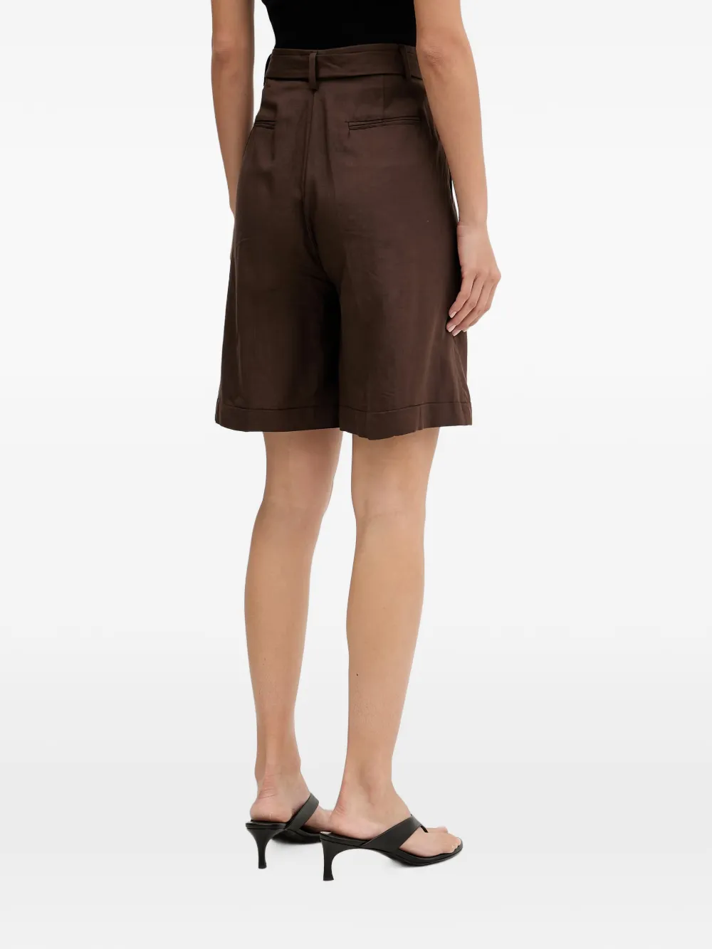 VICOLO Geplooide shorts Bruin
