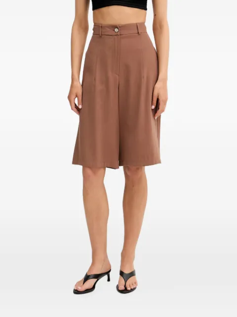 VICOLO pleated tailored shorts