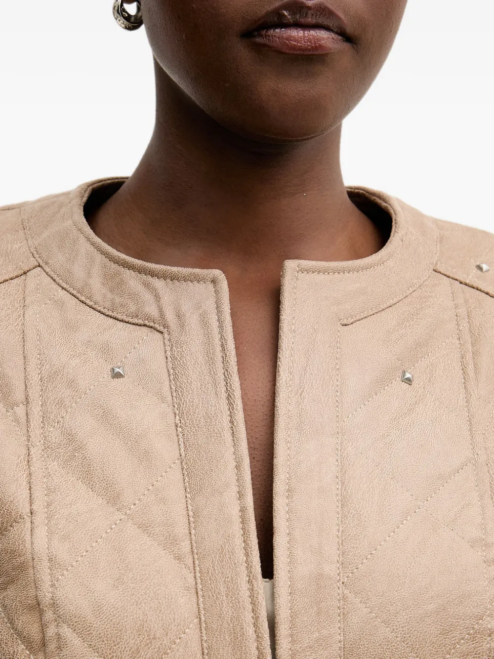 Joseph Ribkoff Gevoerd jack met studs en ceintuur Beige