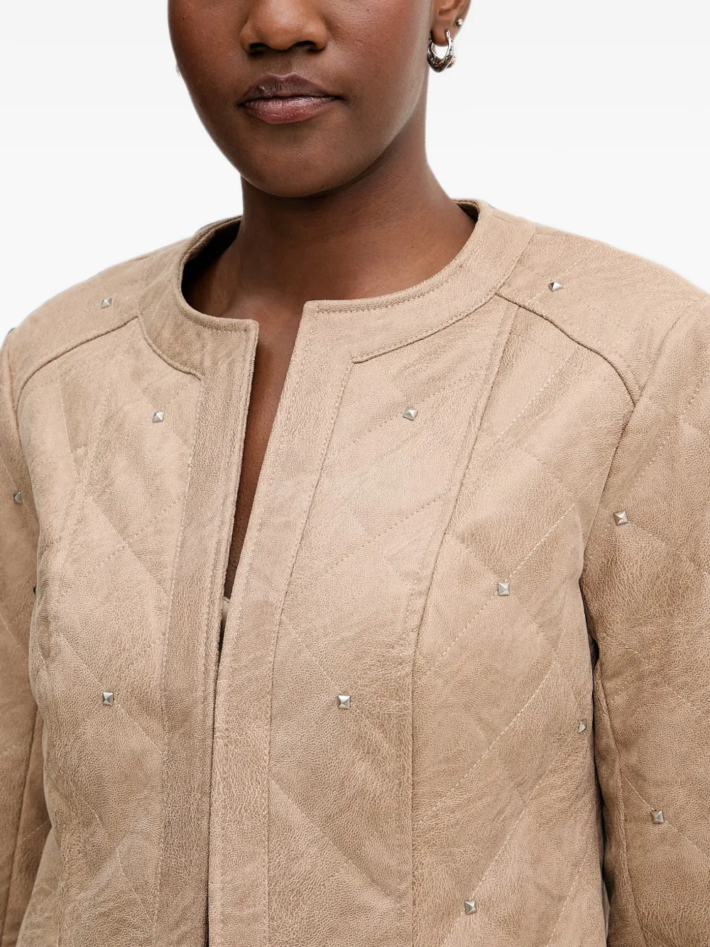 Joseph Ribkoff Gevoerd jack met studs en ceintuur Beige