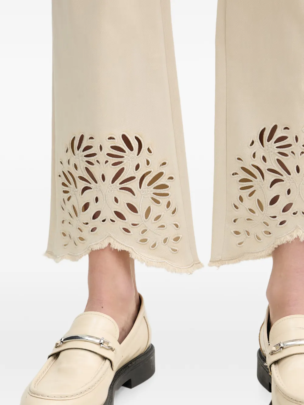 Joseph Ribkoff Flared jeans met franje en uitgesneden details Beige