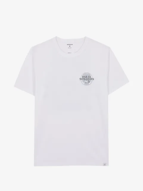 NOWADAYS playera con logo estampado