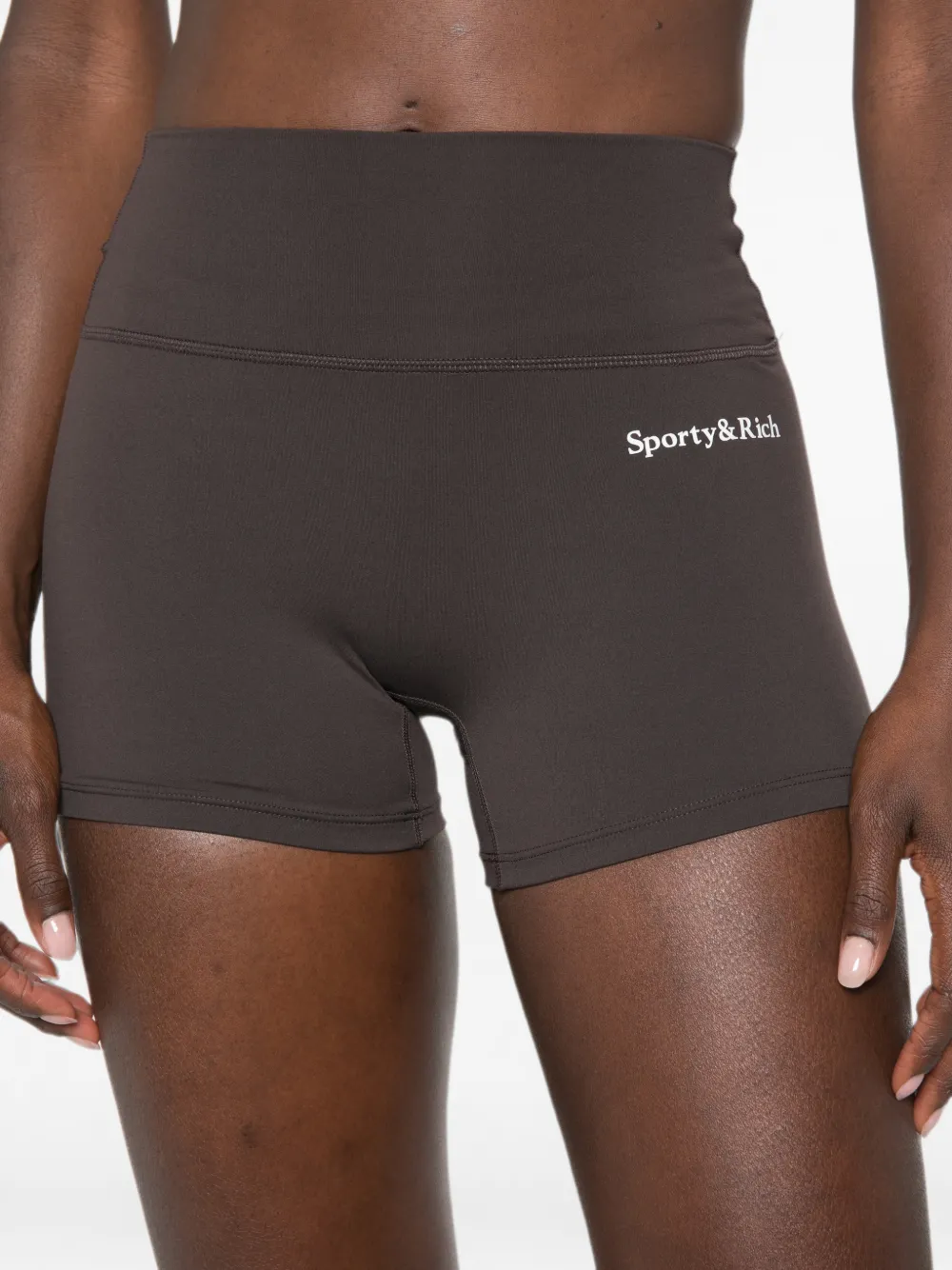 Sporty & Rich Stretch shorts met logoprint Bruin