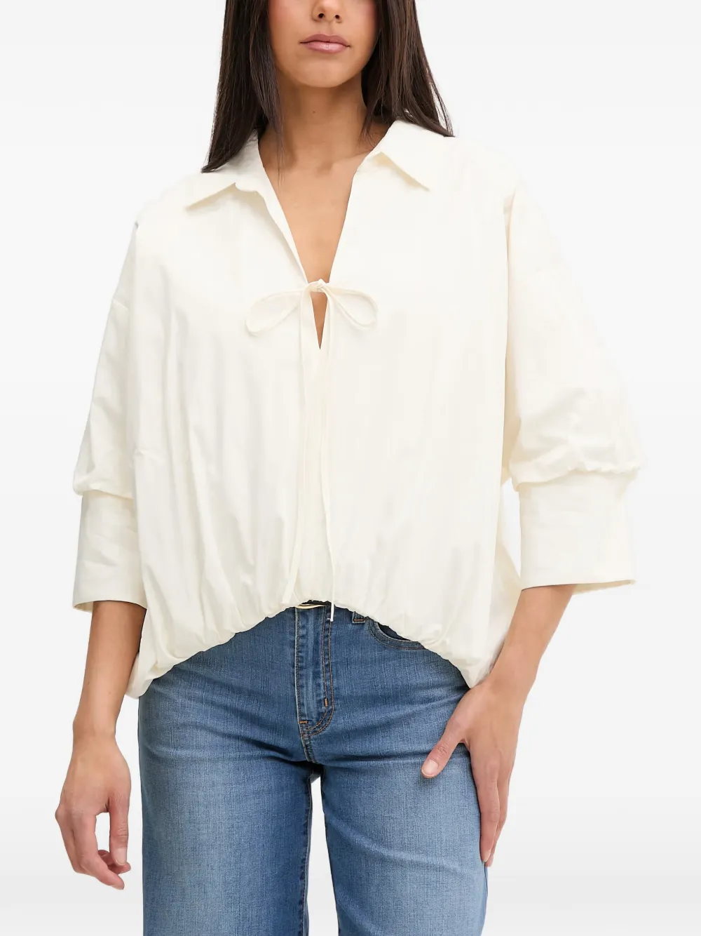 VICOLO bow-detail puff-sleeve blouse - Toni neutri