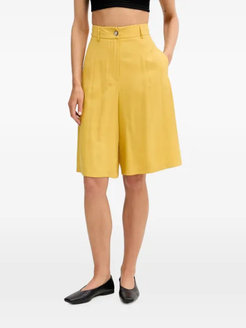 VICOLO pleated tailored shorts