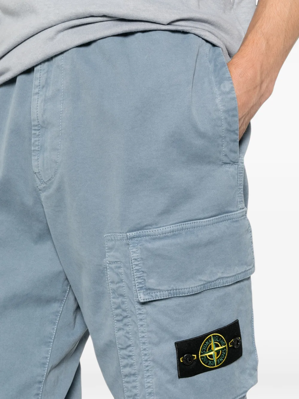Stone Island Cargo broek met logopatch Blauw