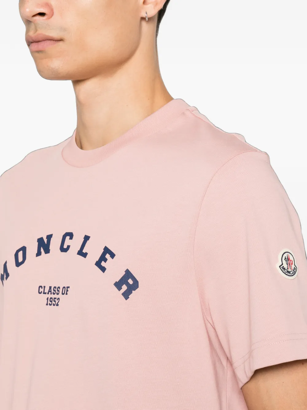 Moncler Katoenen T-shirt met logoprint Roze