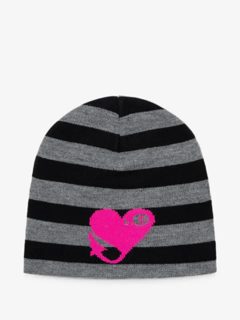 b.Eautiful striped heart-motif beanie hat