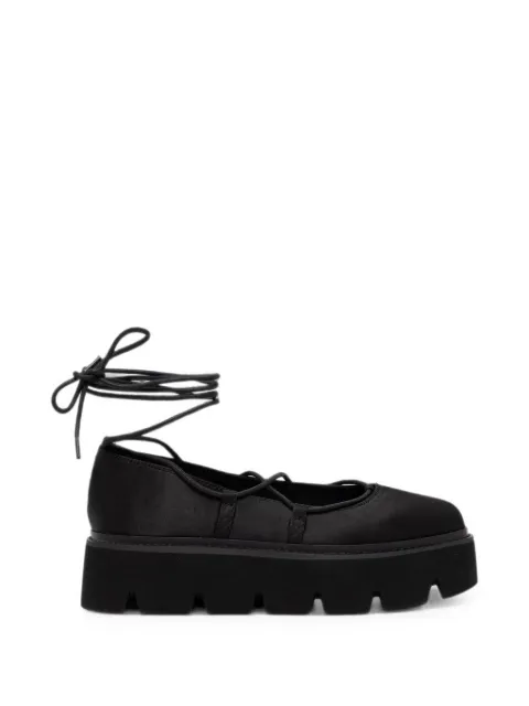 Buffalo Darya Ghillie lace-up platform pumps