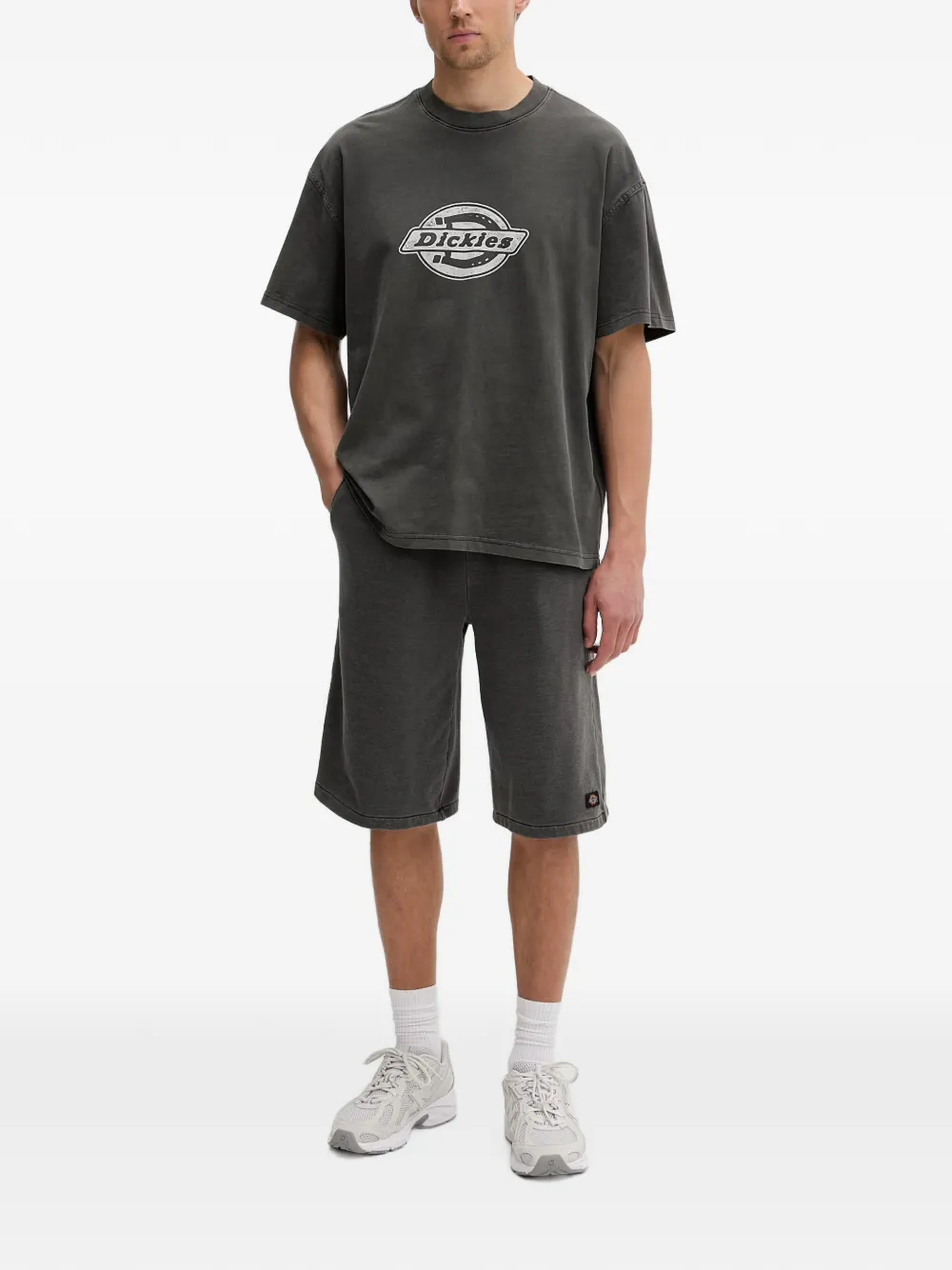 DICKIES Trainingsshorts met logopatch Grijs