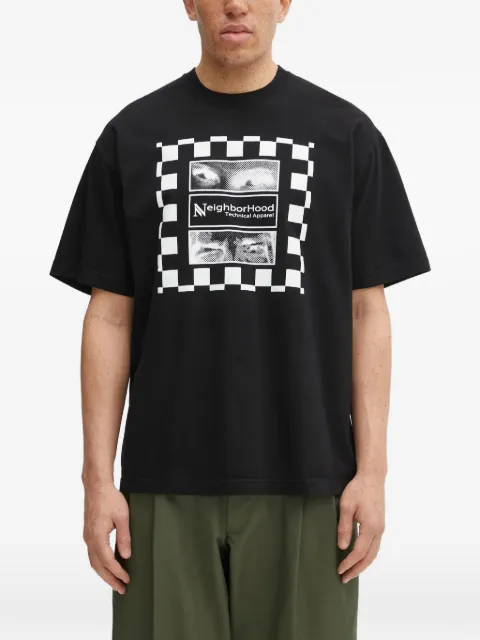 Neighborhood camiseta con estampado gráfico