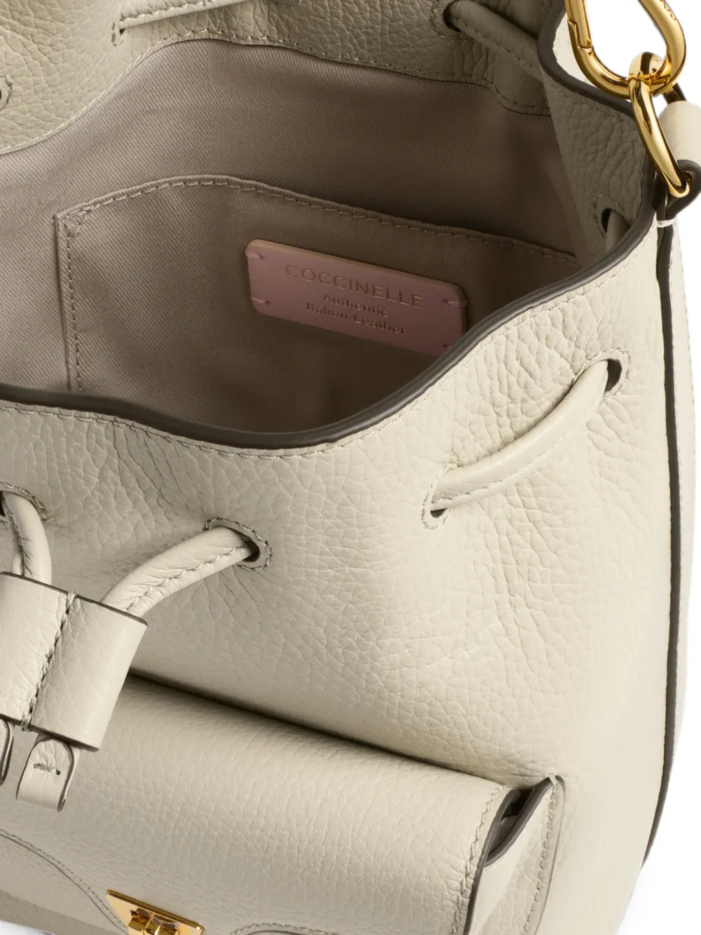 Coccinelle Beat Generation schoudertas van bewerkt leer Beige