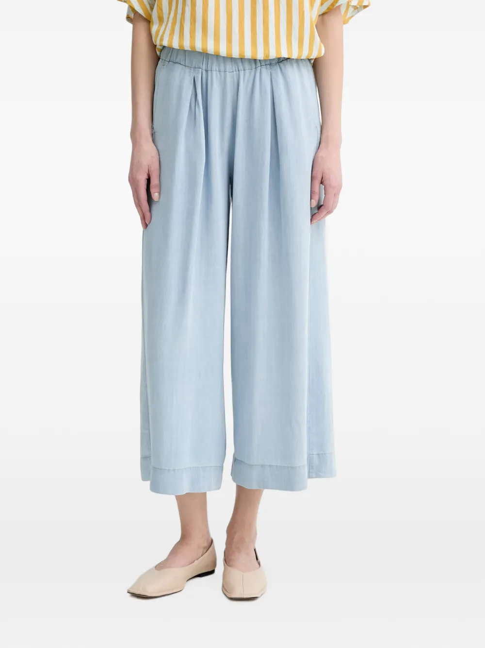 Sessun Pleated Cropped Trousers In Blue