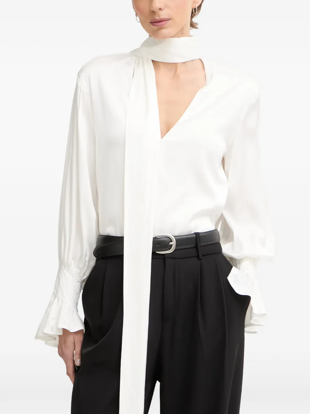 Silvian Heach pussy-bow ruffled blouse - Bianco
