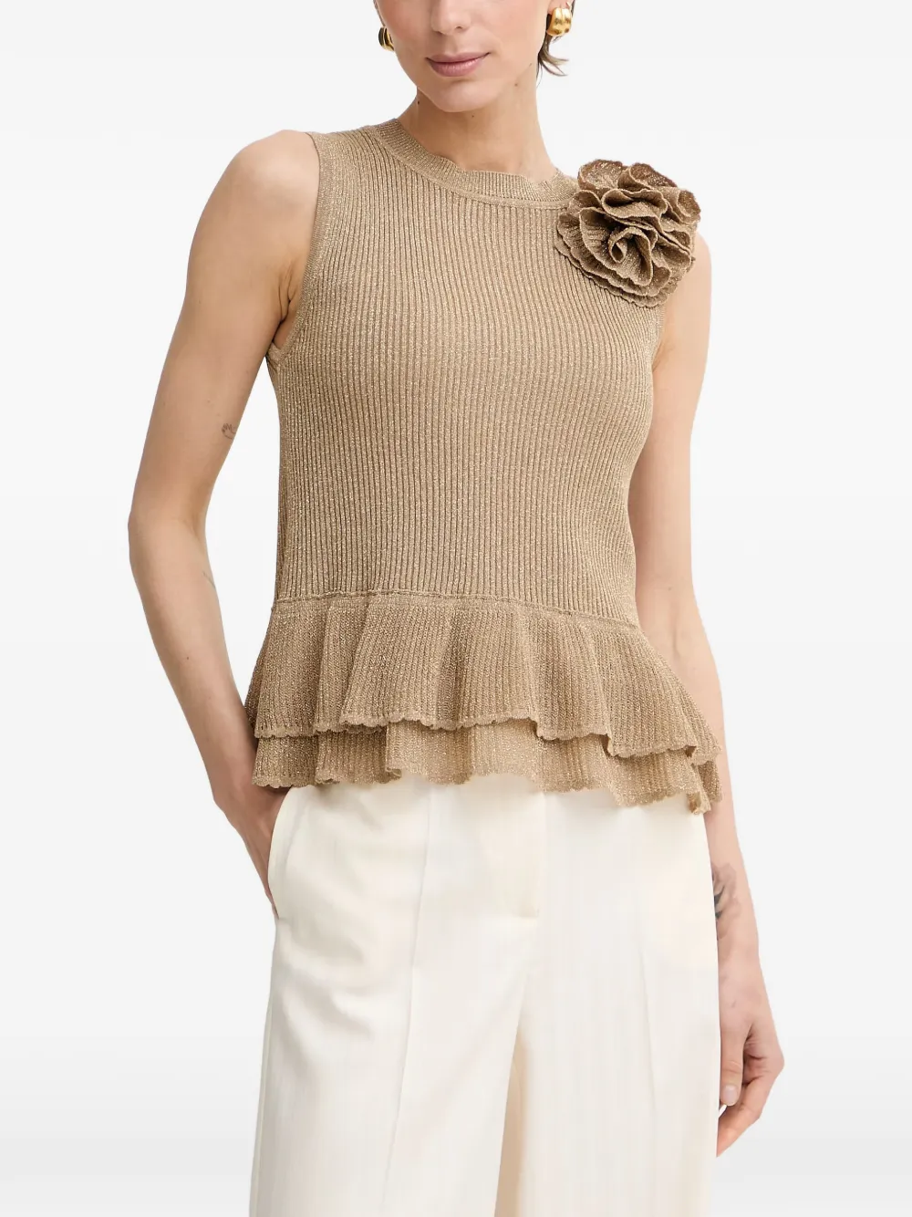 LUISA SPAGNOLI flower-appliqué peplum top - Oro