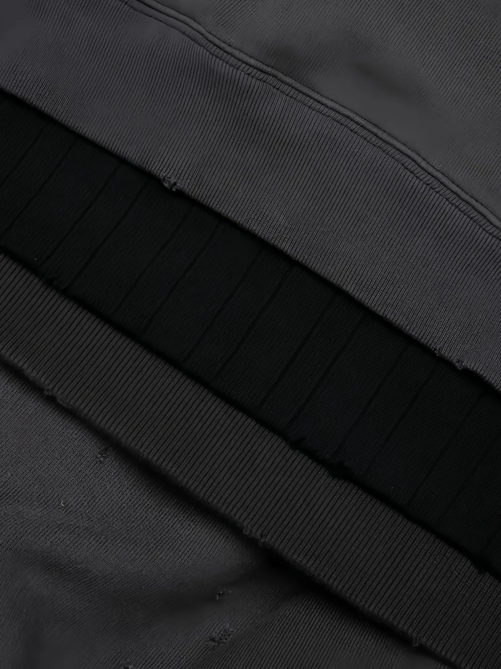 Maison MIHARA YASUHIRO Gelaagde gerafelde hoodie met rits Zwart