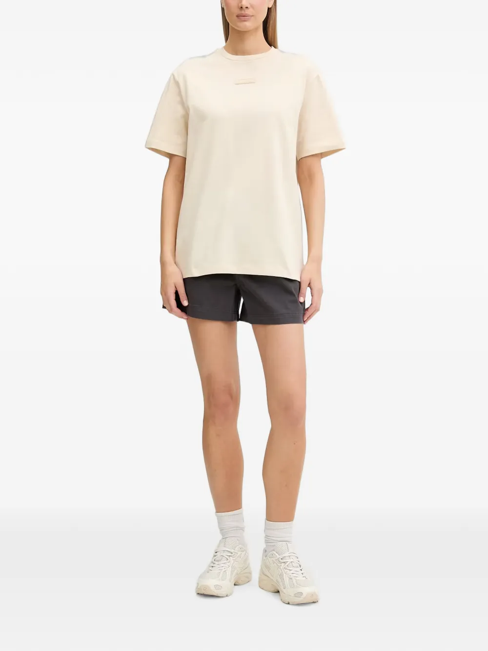 Ea7 Emporio Armani T-shirt met bloemenprint en logoplakkaat Beige