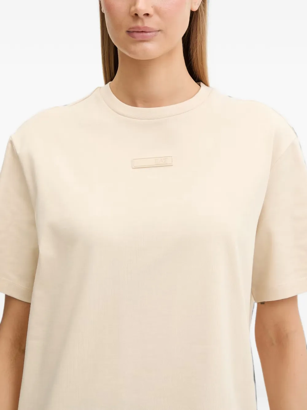 Ea7 Emporio Armani T-shirt met bloemenprint en logoplakkaat Beige