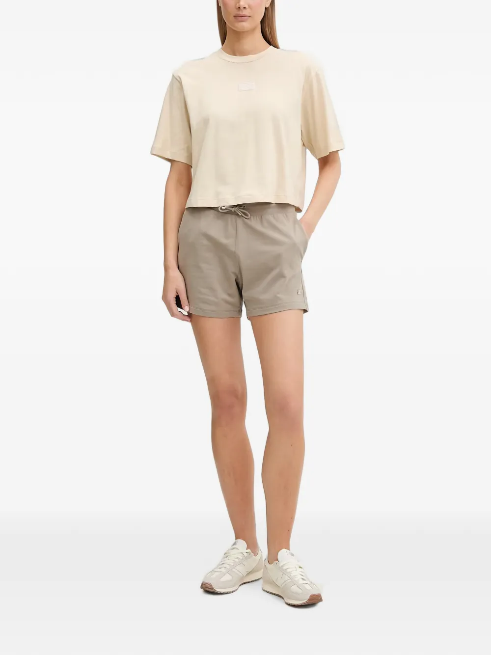 Ea7 Emporio Armani T-shirt met logopatch Beige