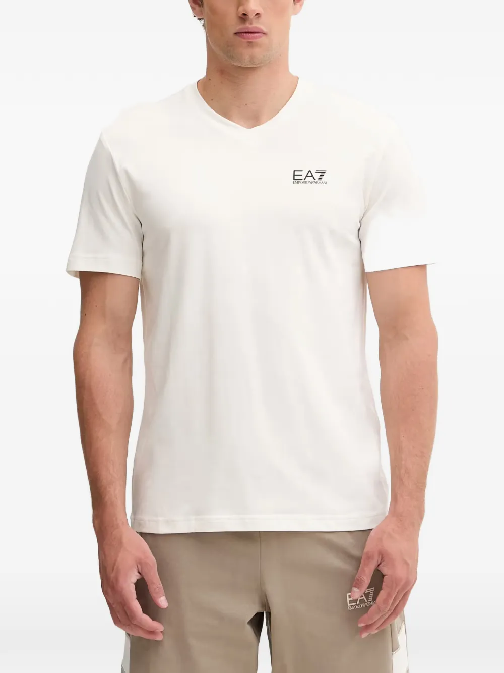 Ea7 Emporio Armani logo-print V-neck T-shirt - Toni neutri
