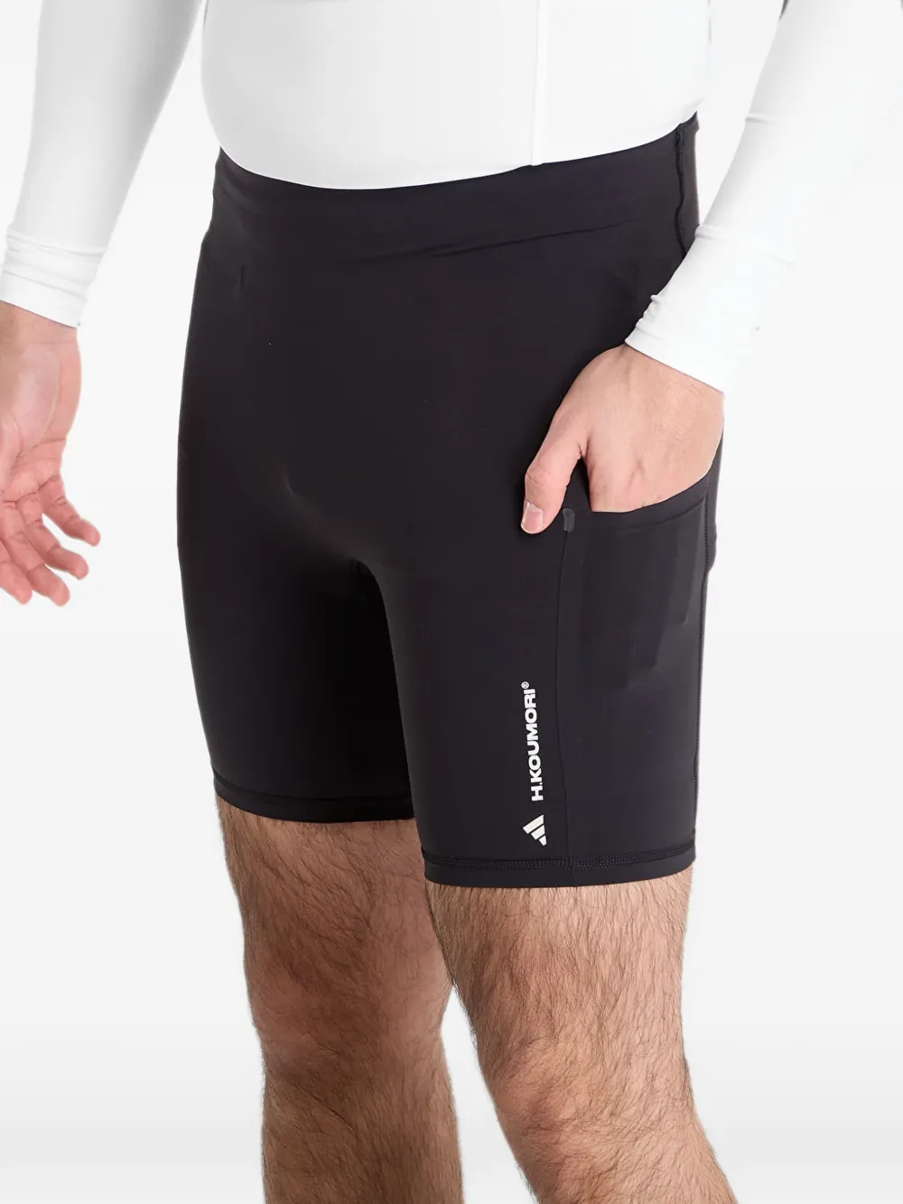 adidas Hermanos Kourmori logo-print shorts Zwart