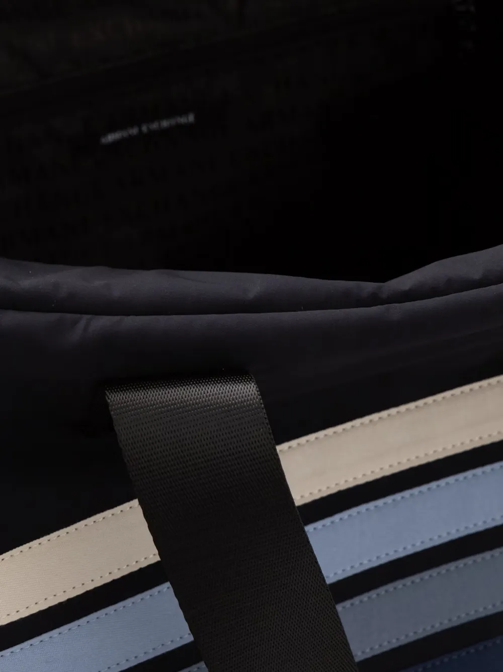 Armani Exchange Reistas met logoprint Blauw