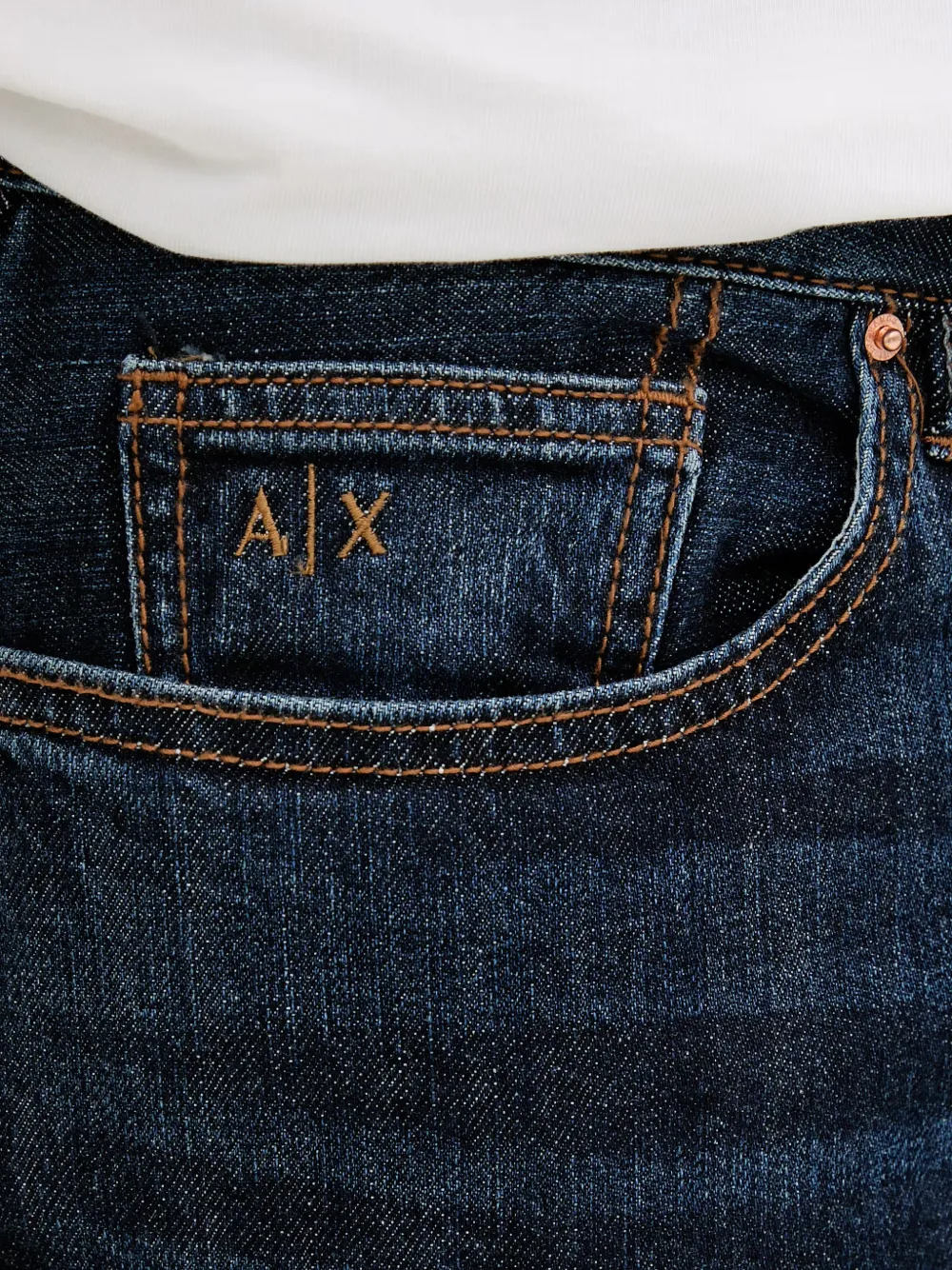 Armani Exchange Slim-fit jeans met geborduurd logo Blauw