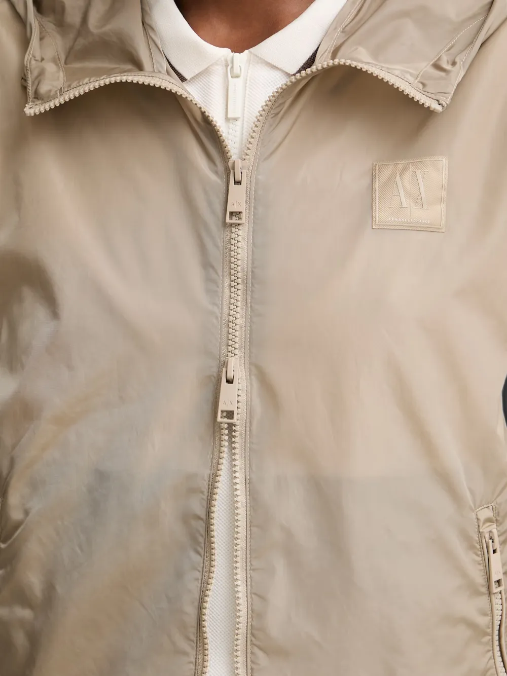 Armani Exchange Jack met capuchon en logopatch Beige